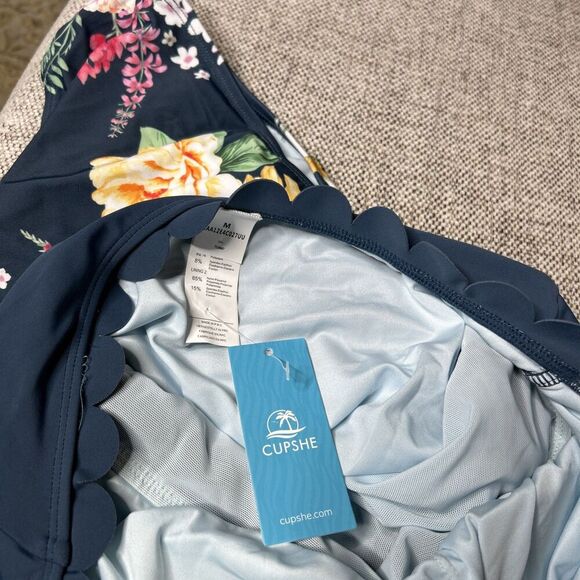 CUPSHE One Piece Swimsuit Tummy Control Halter Bathing Suit Cutout Scalloped M - Picture 11 of 13